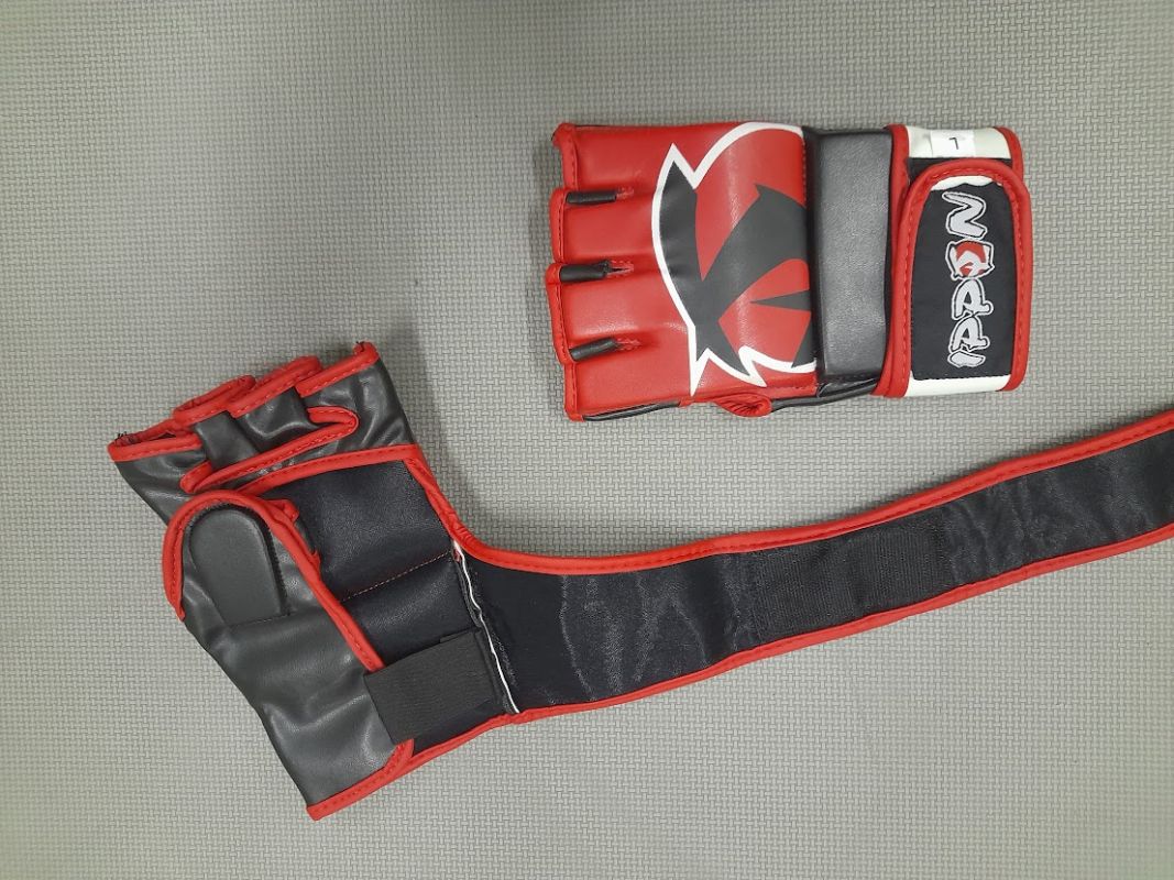 MMA rukavice IPPON - lehčí verze Ipponshop